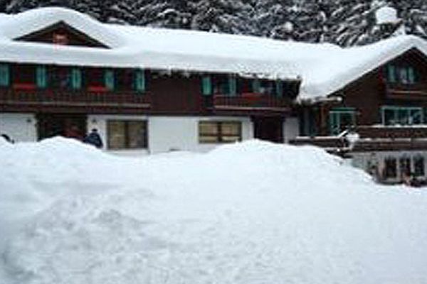 CRYSTAL MOUNTAIN HOTELS (Enumclaw)